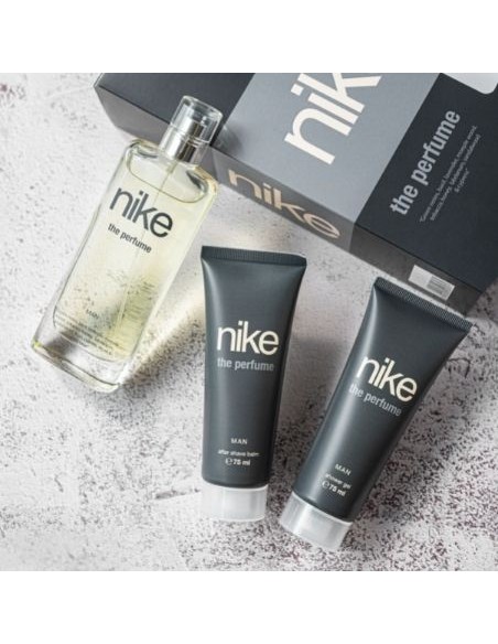 NIKE - The Perfume Man, 150 ml, Estuche de Regalo hombre de 3 piezas, Eau de Toilette Natural y Masculino, Aromática Amaderada, Fragancia Intensa, Juvenil y Duradera ✅ Entrega 24/72h